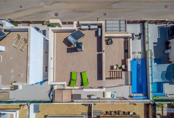 Resale - Villa - Torrevieja - Aguas Nuevas