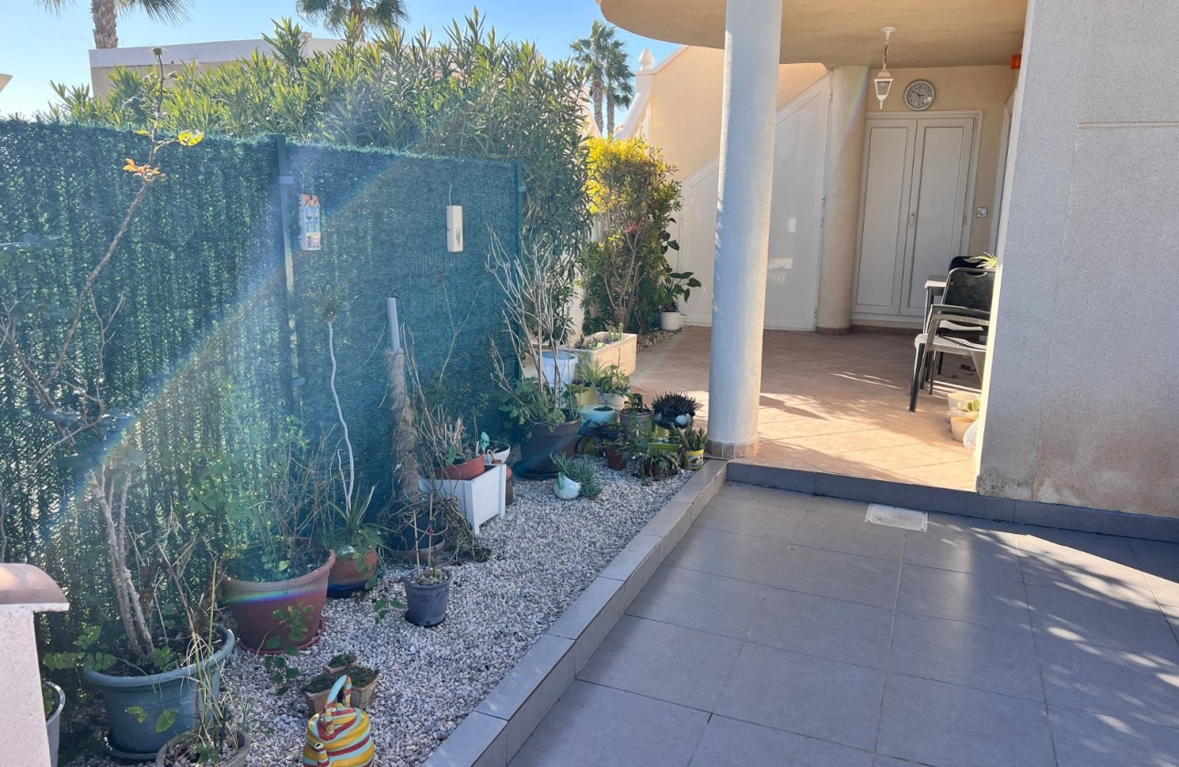 Resale - Apartment / flat - Guardamar del Segura - El Raso