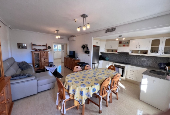 Resale - Apartment / flat - Guardamar del Segura - El Raso
