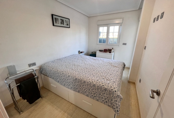 Resale - Apartment / flat - Guardamar del Segura - El Raso