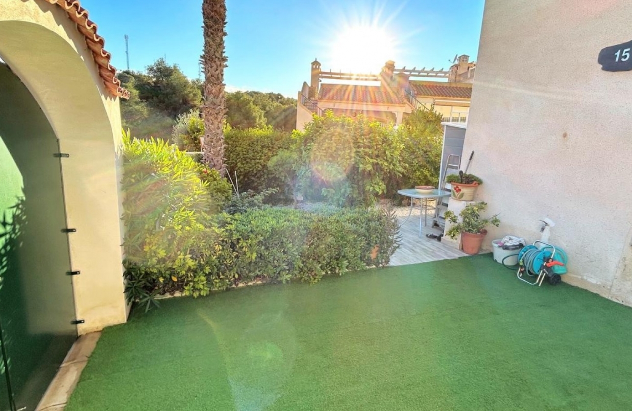 Resale - House - Orihuela Costa - Villamartín