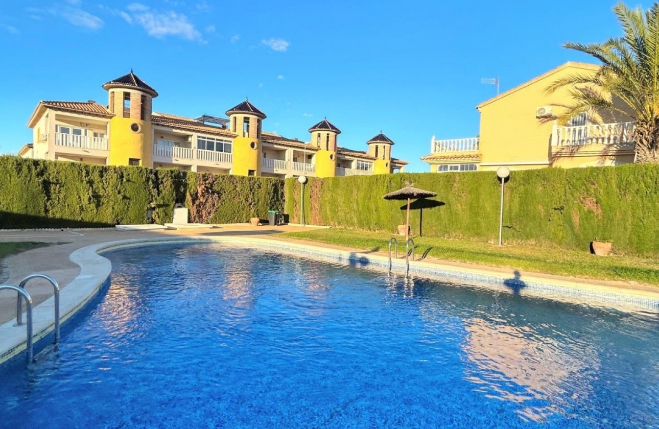 Resale - House - Orihuela Costa - Villamartín