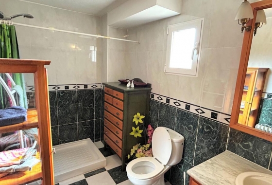 Resale - House - Orihuela Costa - Villamartín