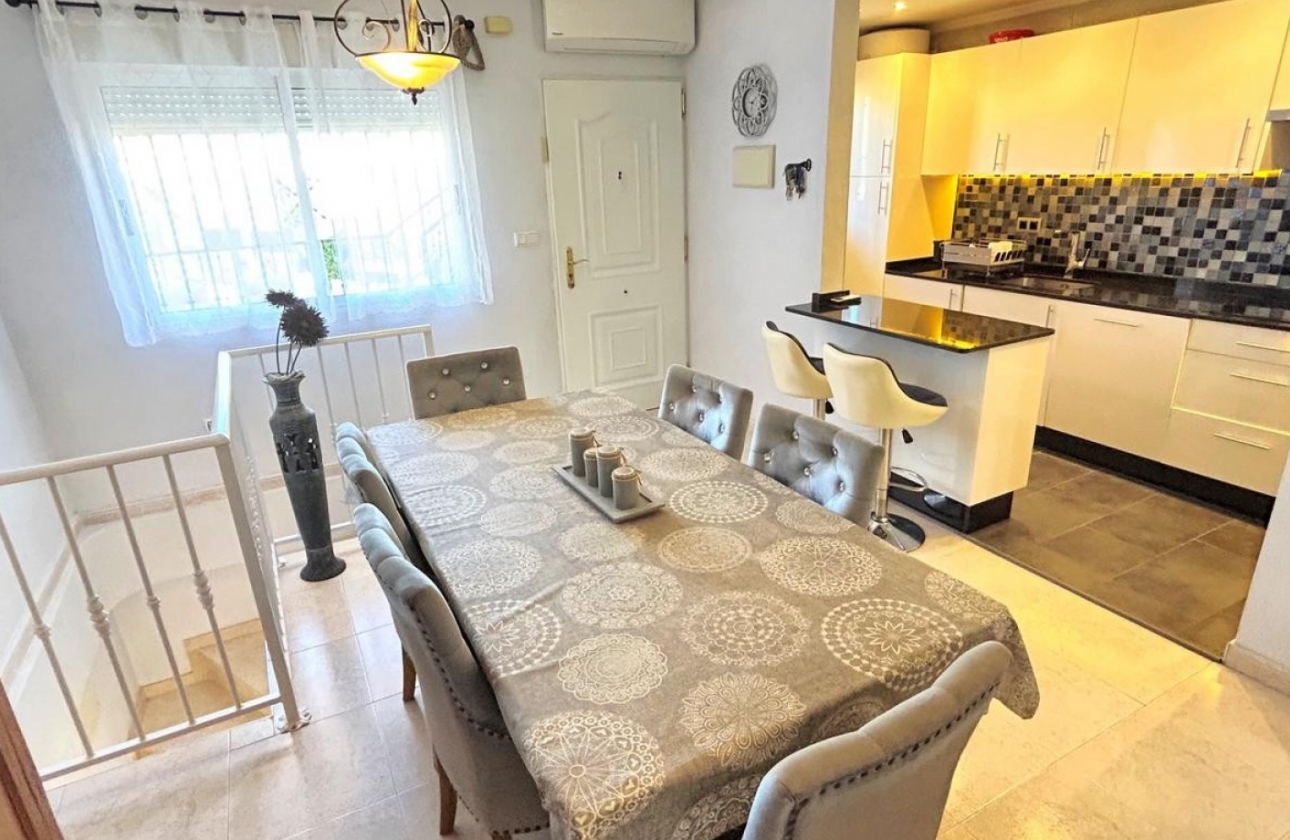 Resale - House - Orihuela Costa - Villamartín