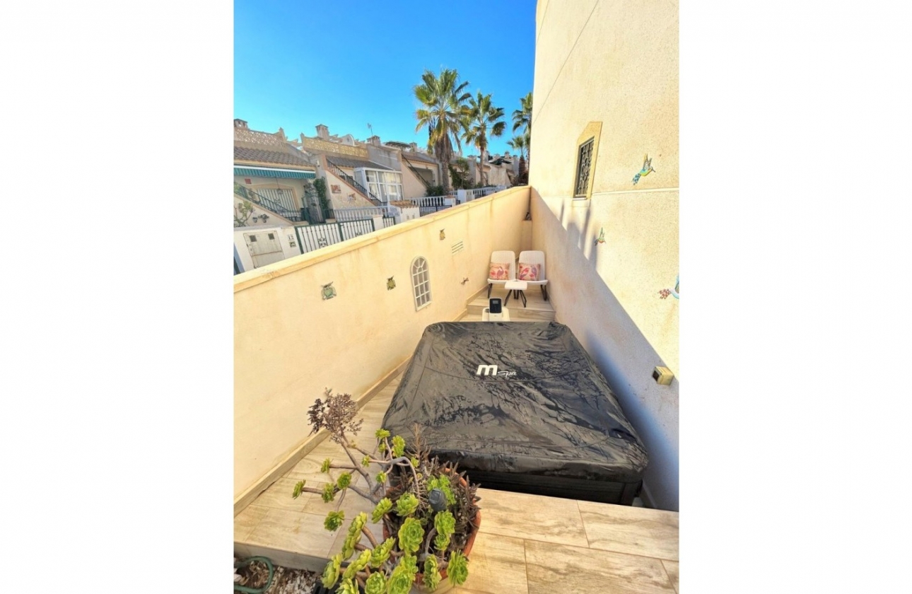 Resale - House - Orihuela Costa - Villamartín