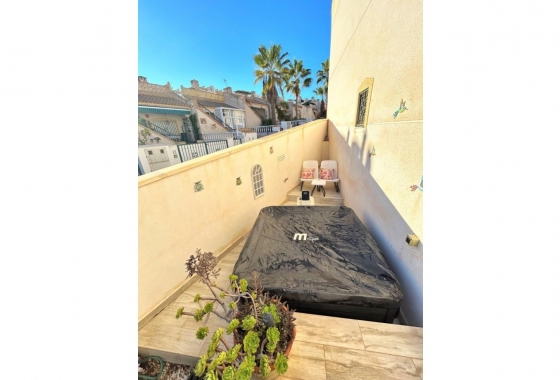 Resale - House - Orihuela Costa - Villamartín