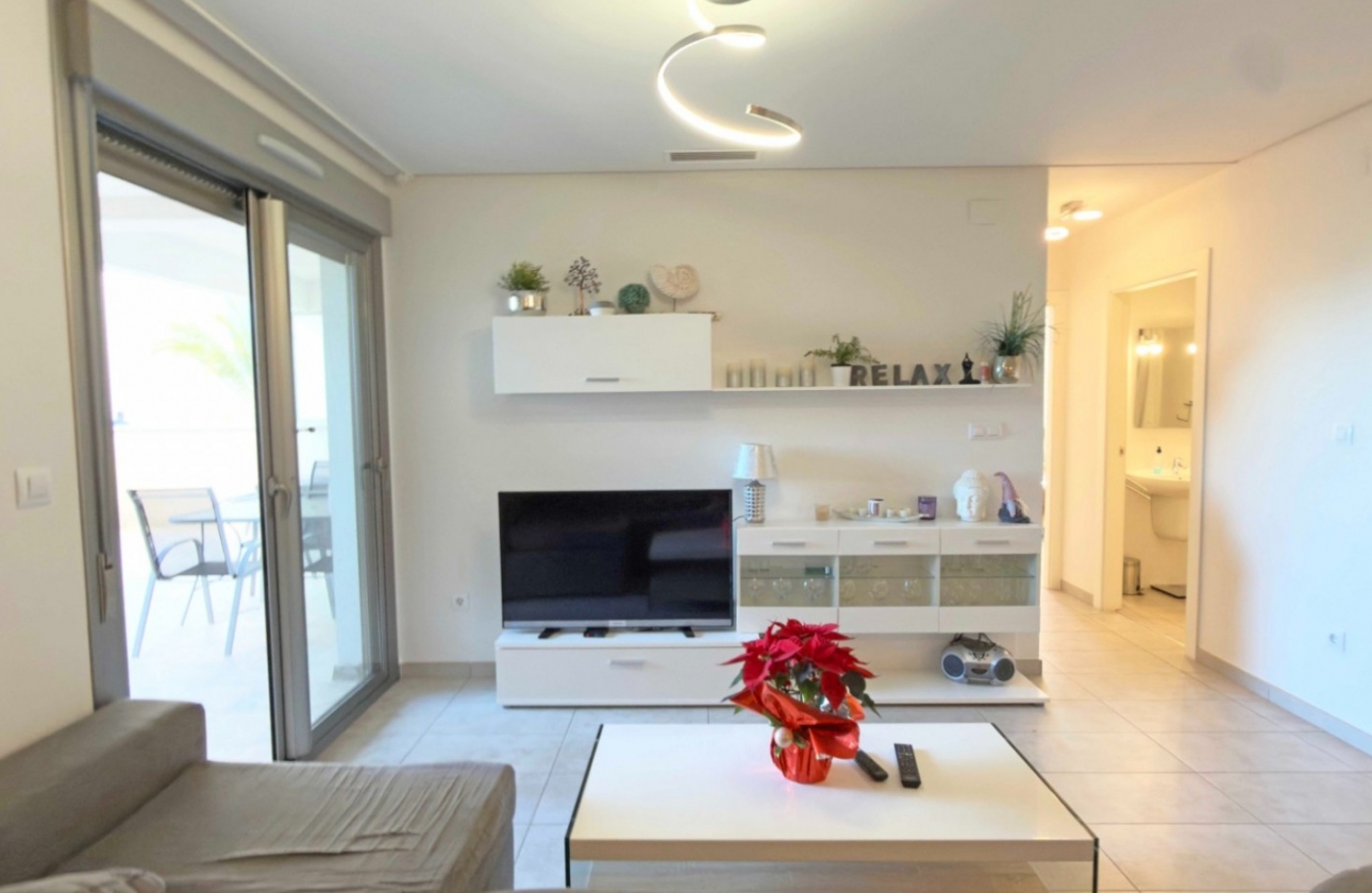 Resale - Apartment / flat - Orihuela Costa - Los Dolses