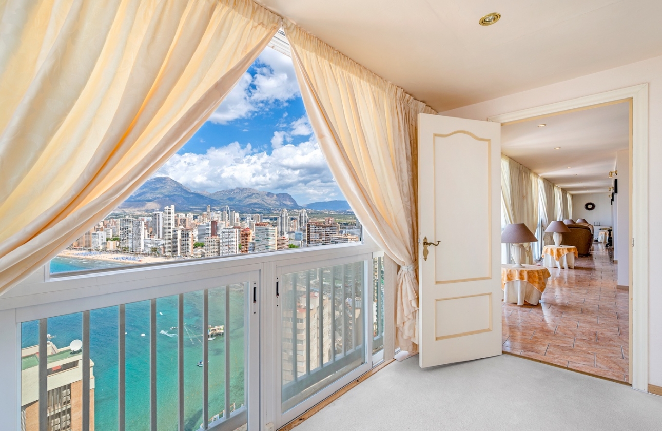 Resale - Apartment / flat - Benidorm - Levante*