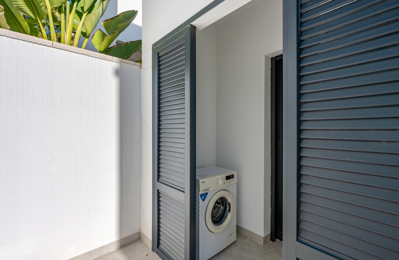 Resale - Villa - Orihuela Costa - Blue Lagoon*