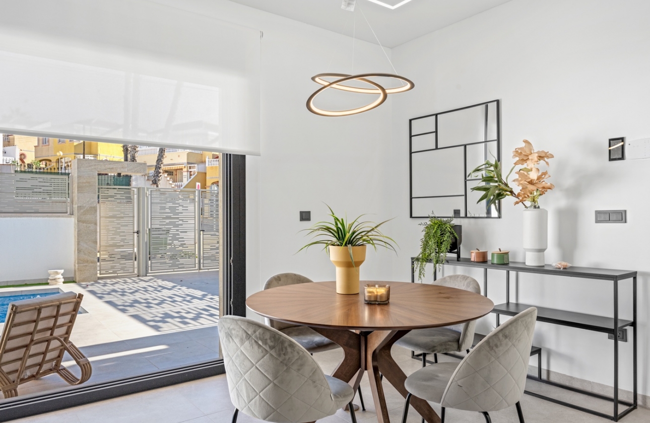 Resale - Villa - Orihuela Costa - Blue Lagoon*