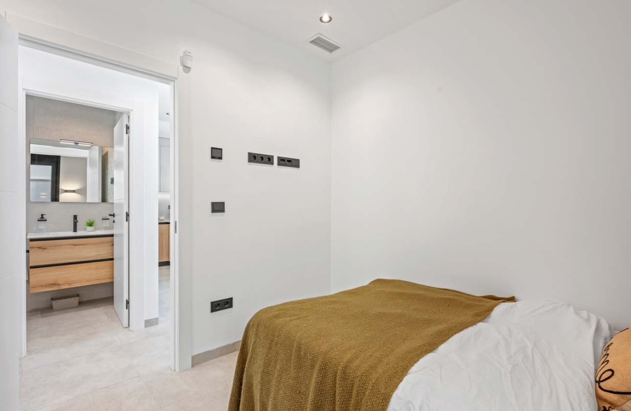 Resale - Villa - Orihuela Costa - Blue Lagoon*