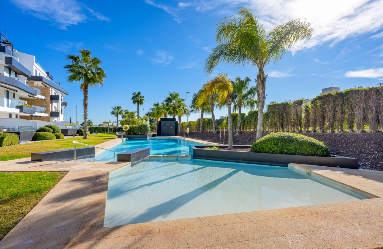 Resale - Apartment / flat - Orihuela Costa - Los Dolses*