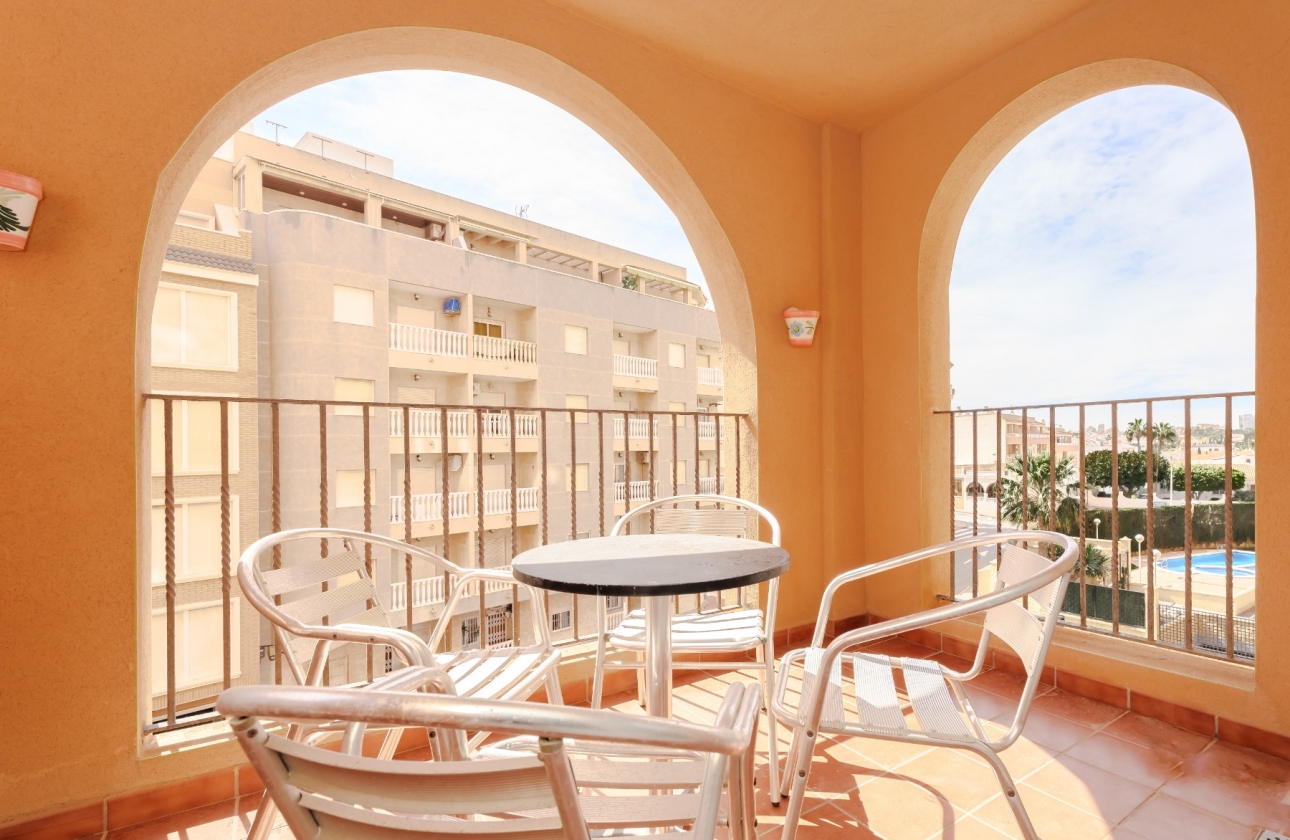 Resale - Apartment / flat - Torrevieja - Playa Los Locos