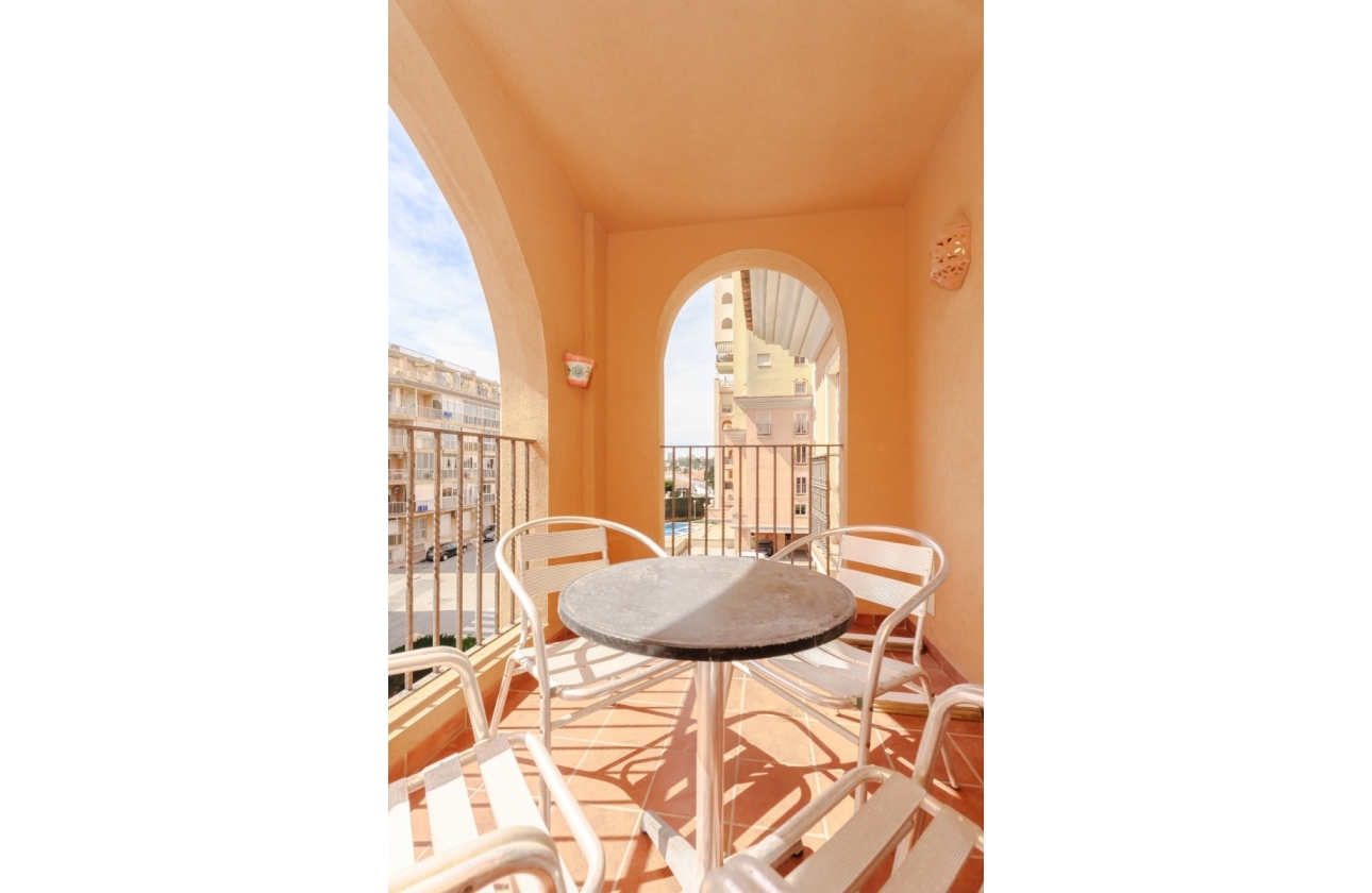 Resale - Apartment / flat - Torrevieja - Playa Los Locos