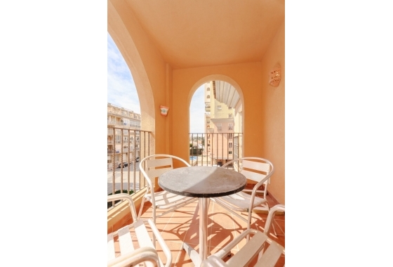 Resale - Apartment / flat - Torrevieja - Playa Los Locos