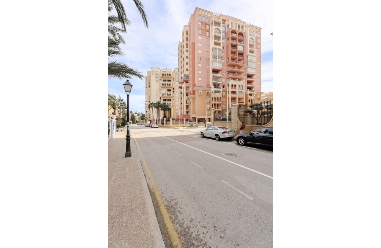 Resale - Apartment / flat - Torrevieja - Playa Los Locos