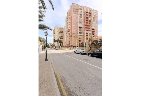 Resale - Apartment / flat - Torrevieja - Playa Los Locos