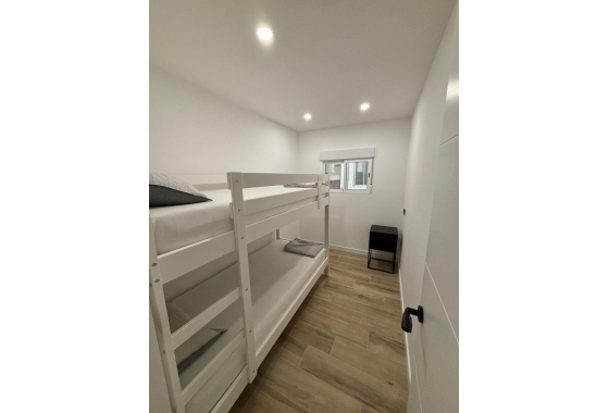 Resale - Apartment / flat - Torrevieja