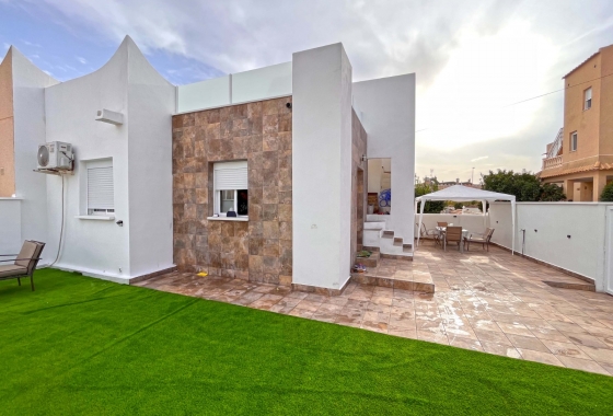 Resale - House - Orihuela Costa - Playa Flamenca