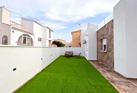 Resale - House - Orihuela Costa - Playa Flamenca