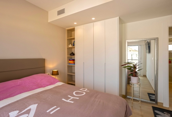 Resale - Apartment / flat - Orihuela Costa - Villamartín