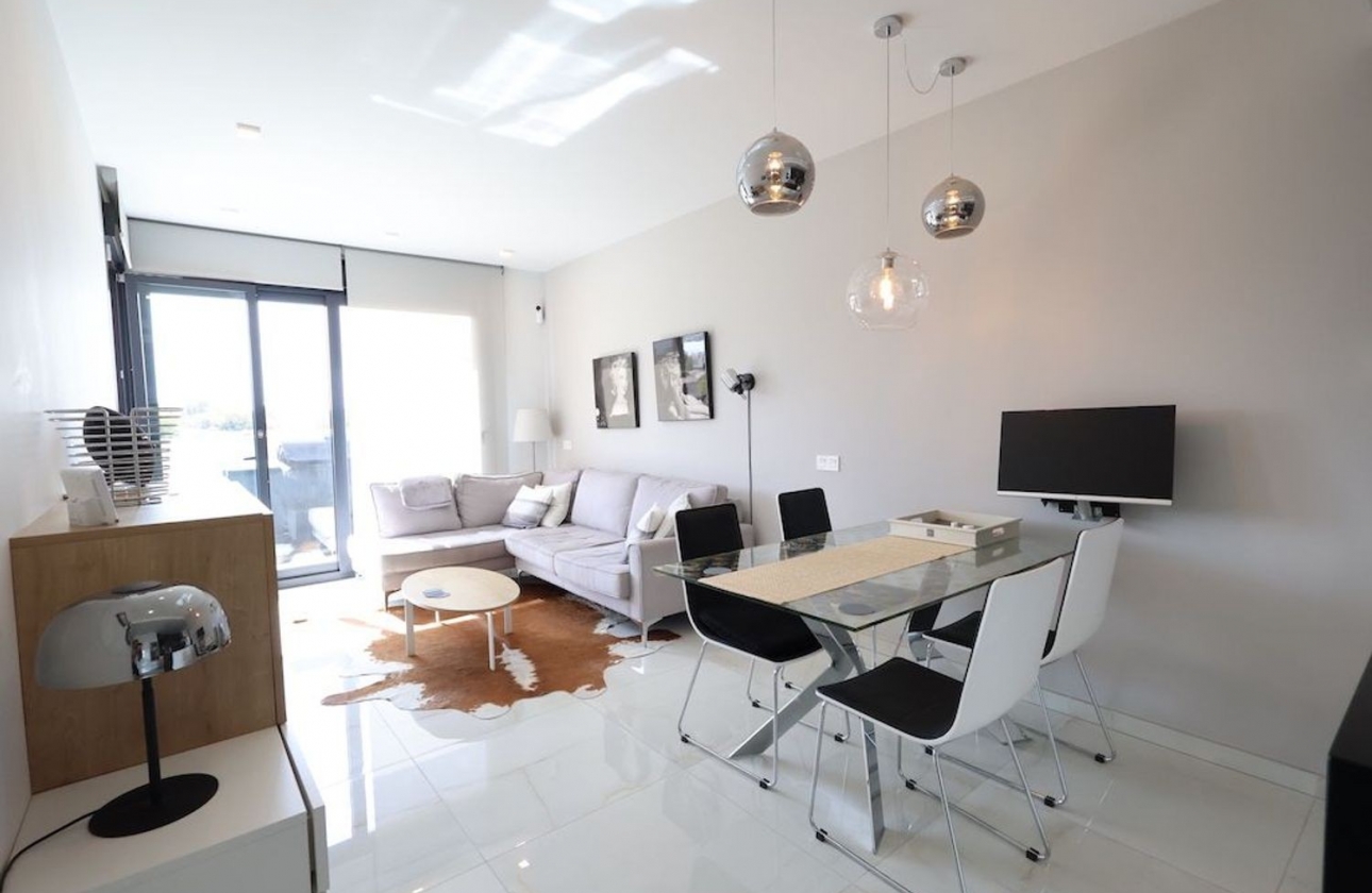 Resale - Apartment / flat - Orihuela Costa