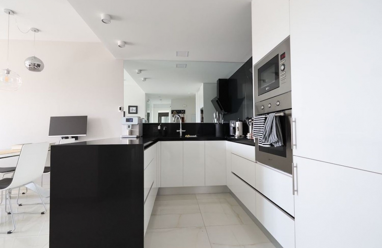 Resale - Apartment / flat - Orihuela Costa