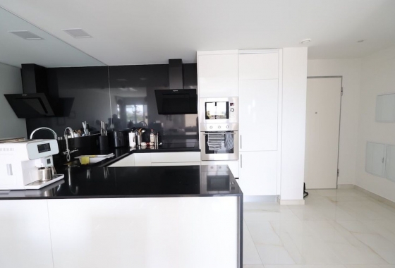 Resale - Apartment / flat - Orihuela Costa