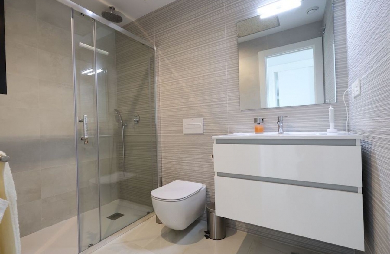 Resale - Apartment / flat - Orihuela Costa