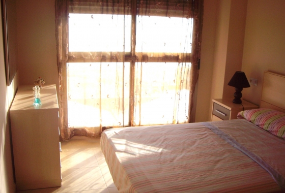 Resale - Apartment / flat - Guardamar del Segura