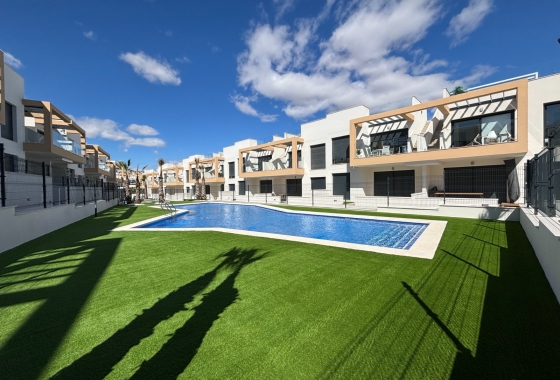 Resale - Apartment / flat - Orihuela Costa - Villamartín