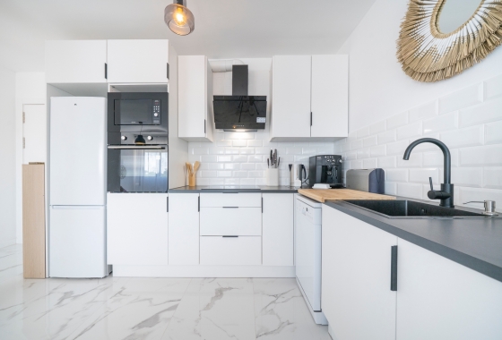 Resale - Apartment / flat - Orihuela Costa - Punta Prima