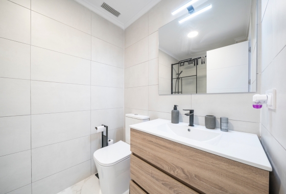 Resale - Apartment / flat - Orihuela Costa - Punta Prima