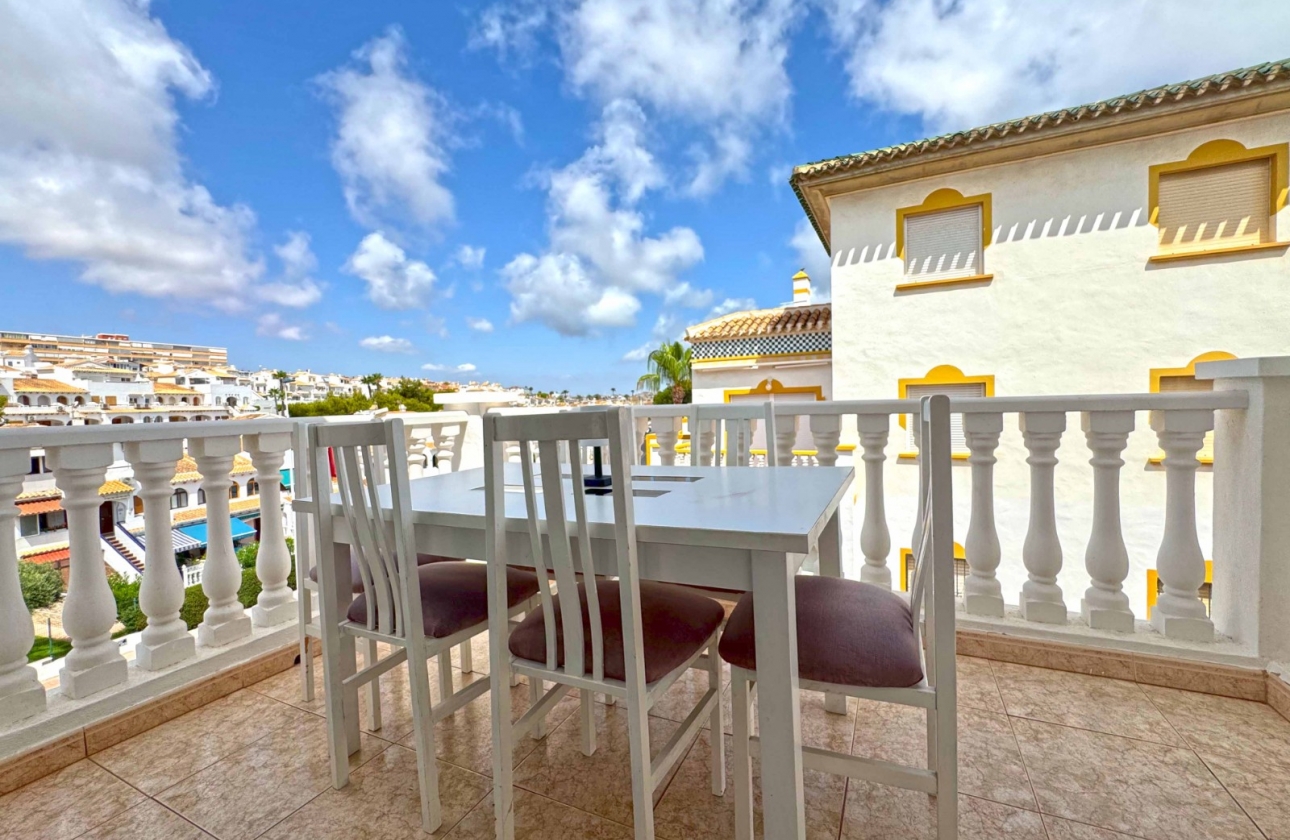 Resale - Apartment / flat - Torrevieja - La Mata