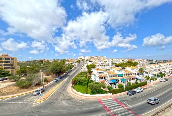 Resale - Apartment / flat - Torrevieja - La Mata