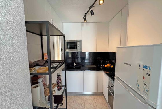 Resale - Apartment / flat - Torrevieja - La Mata