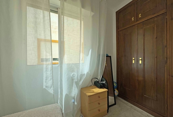 Resale - Apartment / flat - Torrevieja - La Mata