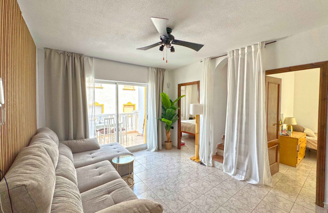 Resale - Apartment / flat - Torrevieja - La Mata