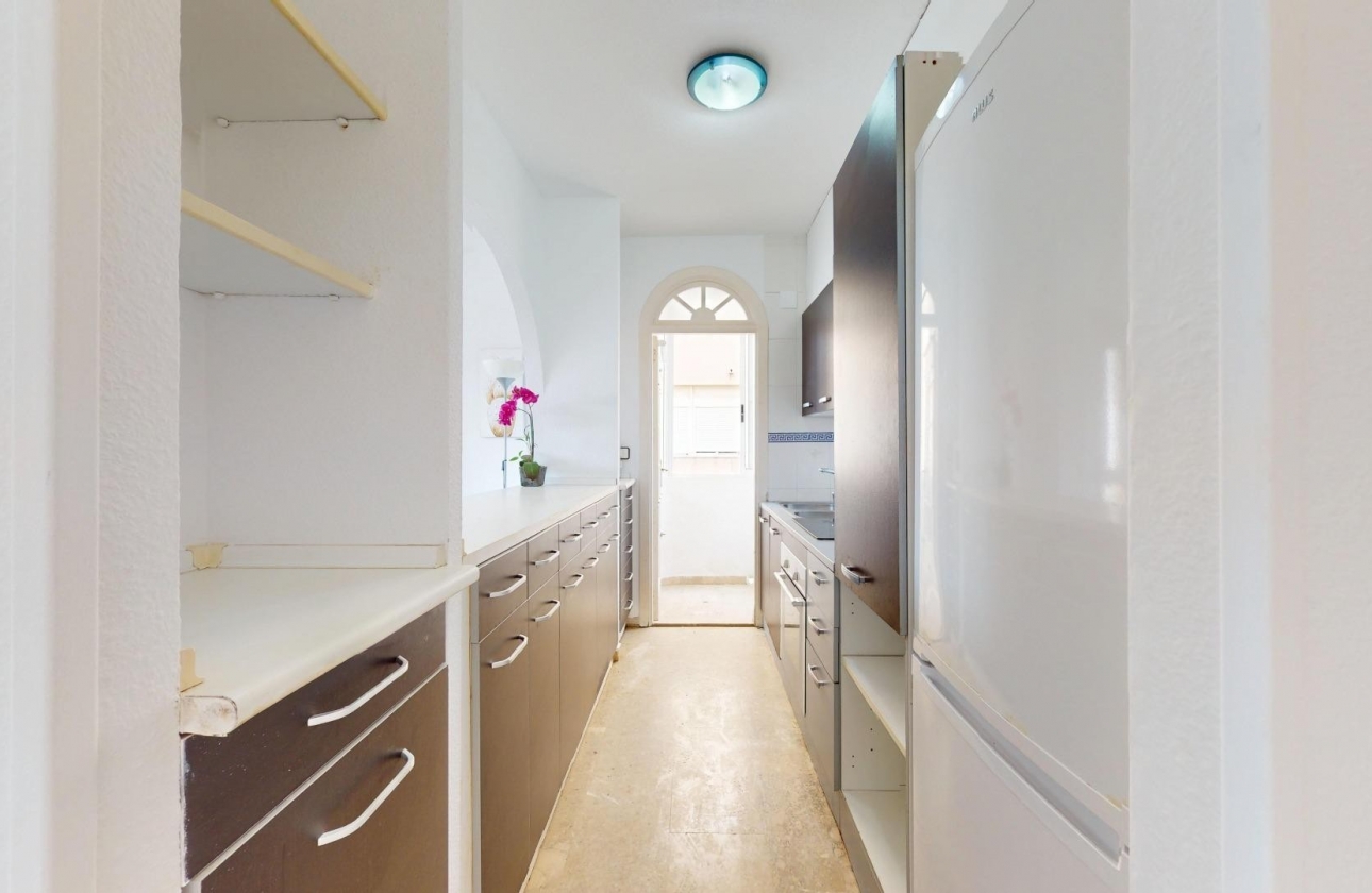 Resale - Apartment / flat - Santa Pola - Playa Lisa