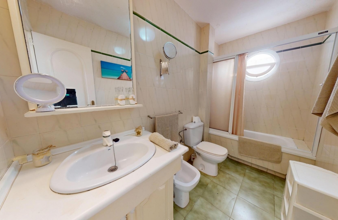 Resale - Apartment / flat - Santa Pola - Playa Lisa