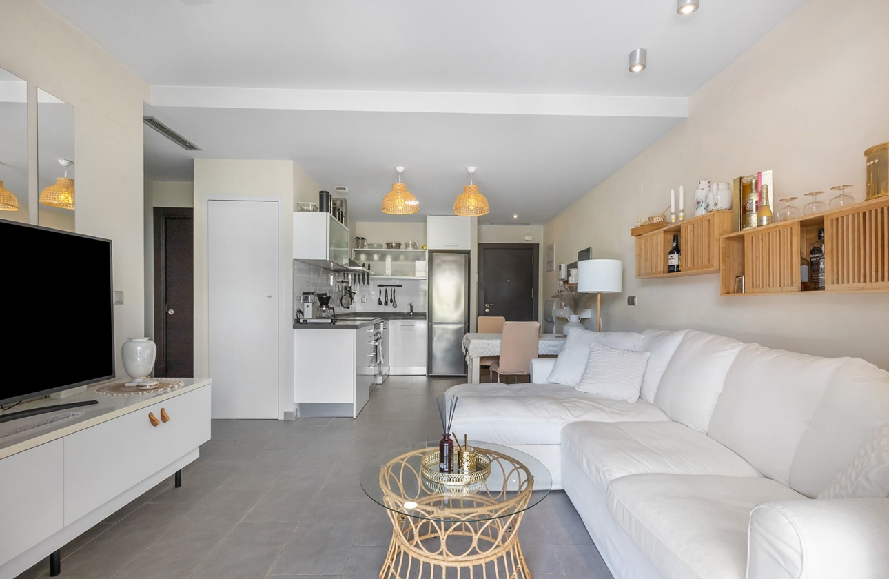 Resale - Apartment / flat - La Mata - Playa