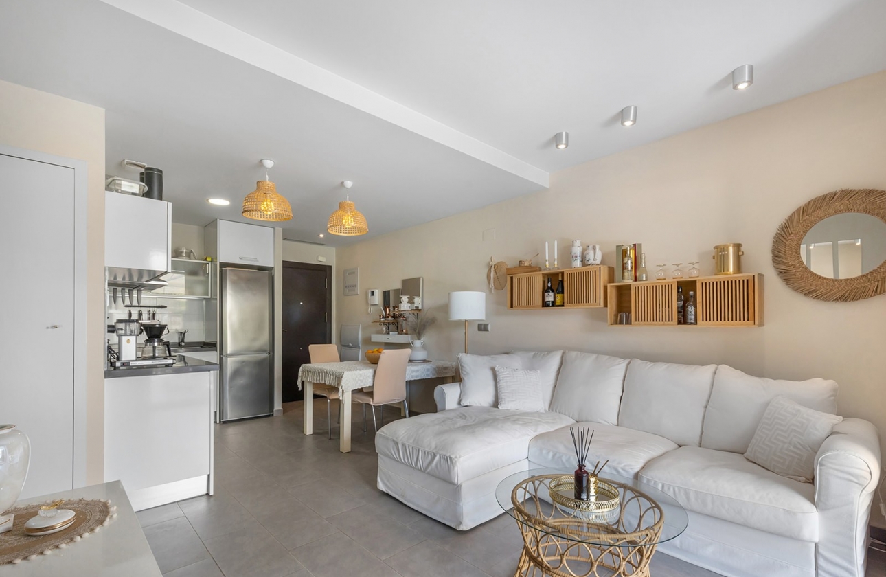 Resale - Apartment / flat - La Mata - Playa