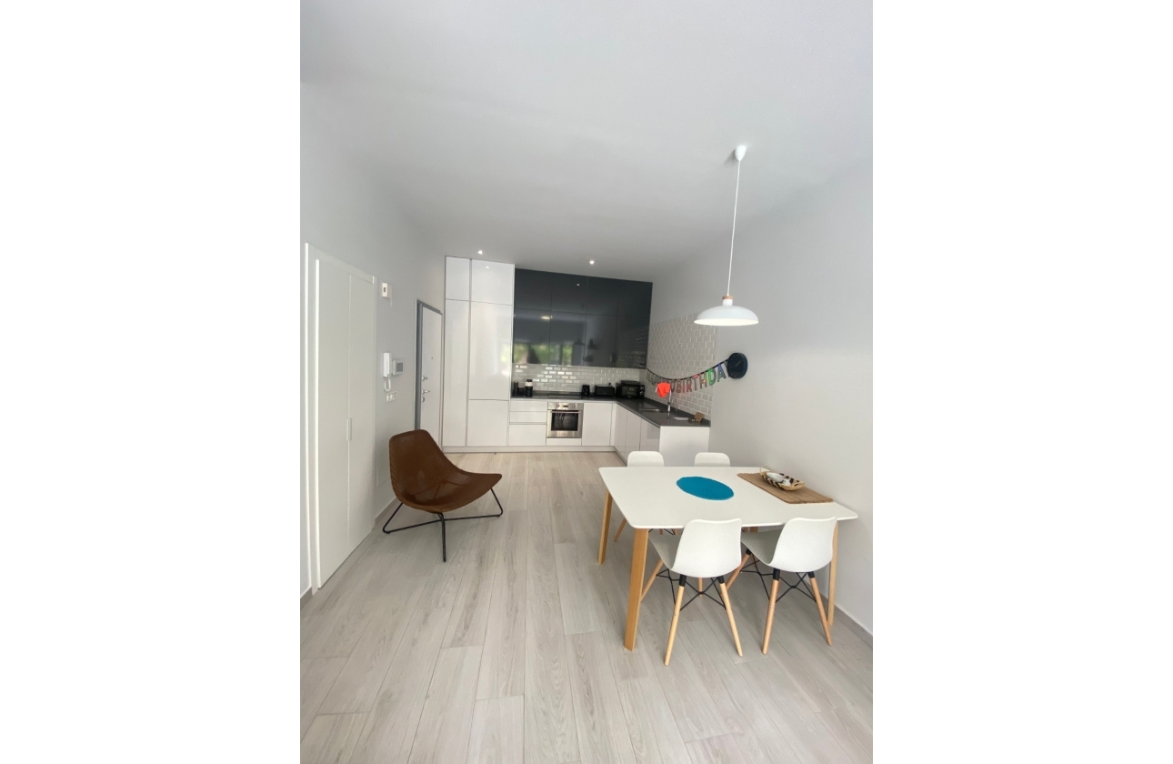 Resale - Apartment / flat - Orihuela Costa - Villamartín