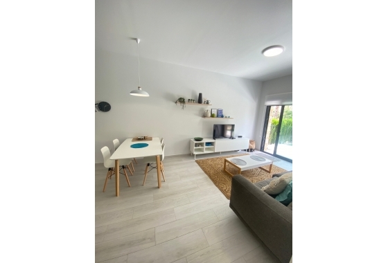 Resale - Apartment / flat - Orihuela Costa - Villamartín