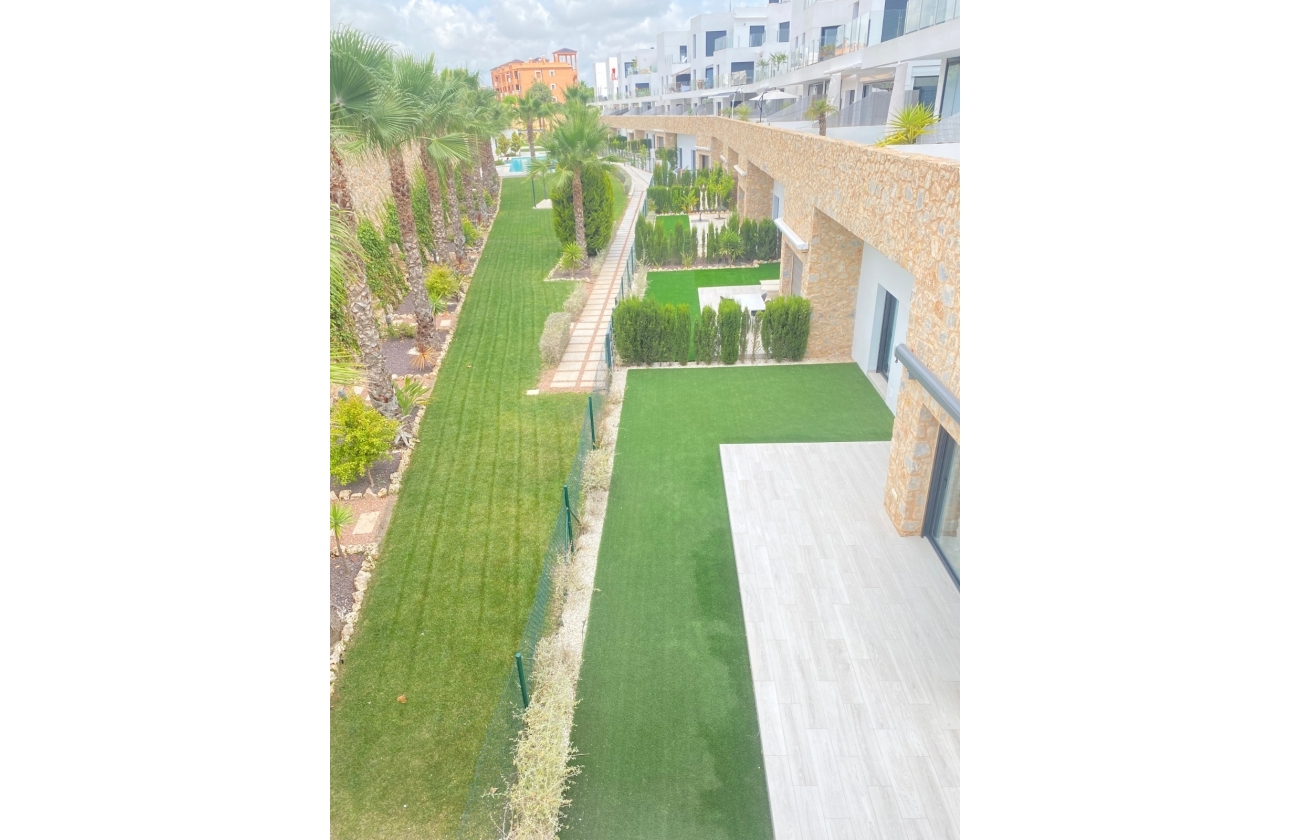 Resale - Apartment / flat - Orihuela Costa - Villamartín