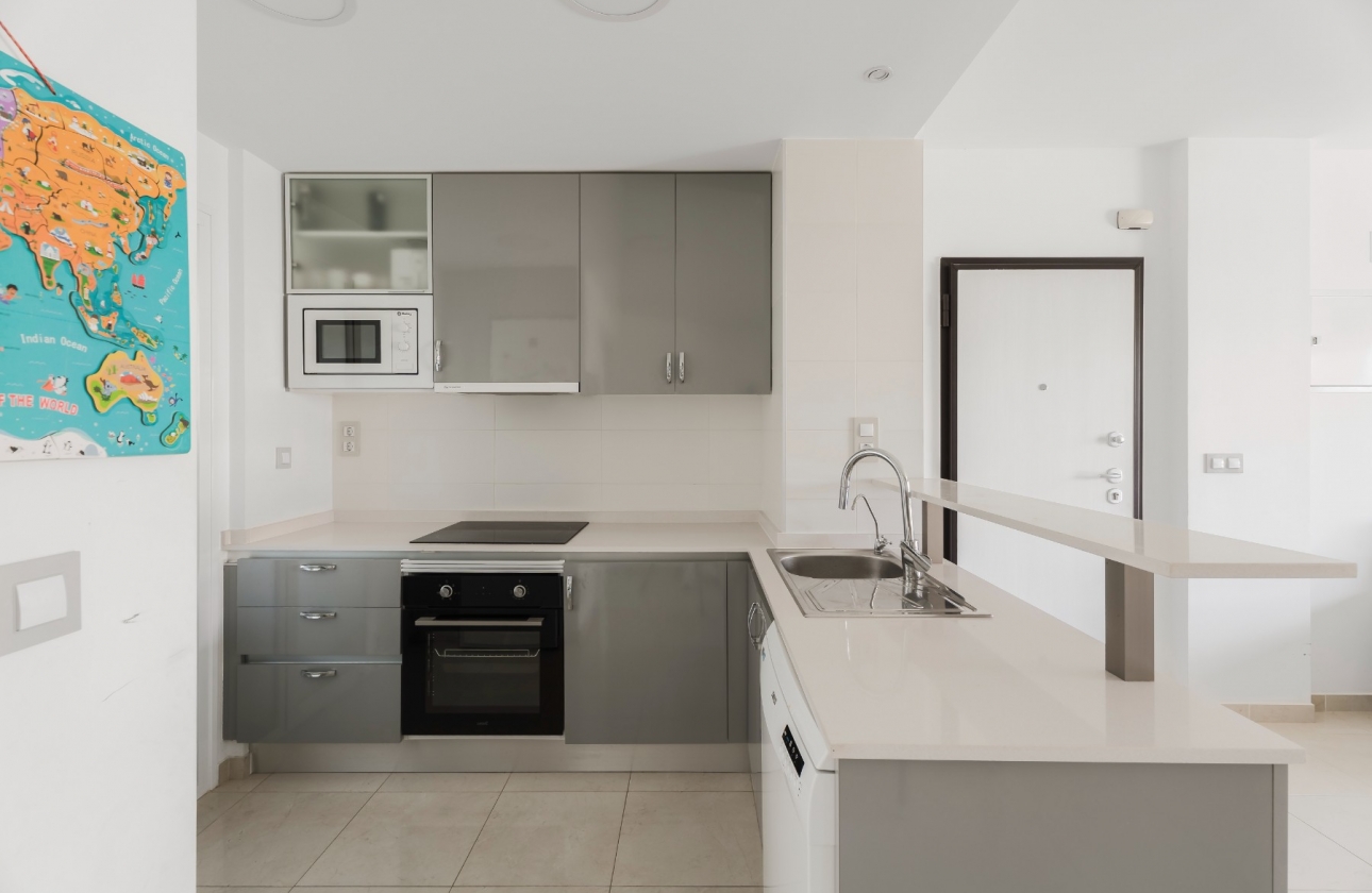 Resale - Apartment / flat - Orihuela Costa - La Zenia