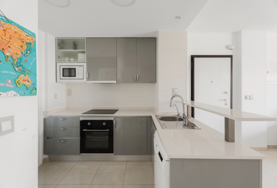 Resale - Apartment / flat - Orihuela Costa - La Zenia