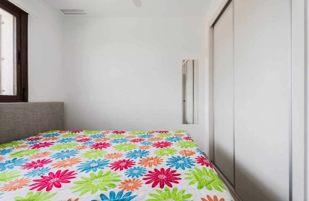 Resale - Apartment / flat - Orihuela Costa - La Zenia