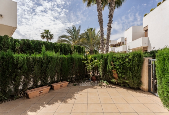 Resale - Apartment / flat - Orihuela Costa - La Zenia