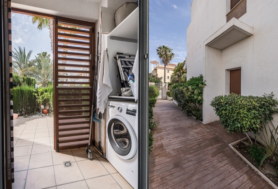 Resale - Apartment / flat - Orihuela Costa - La Zenia